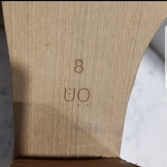 👢URBAN OUTFITTERS ANKLE LEATHER BOOTS - Picture 2 of 8